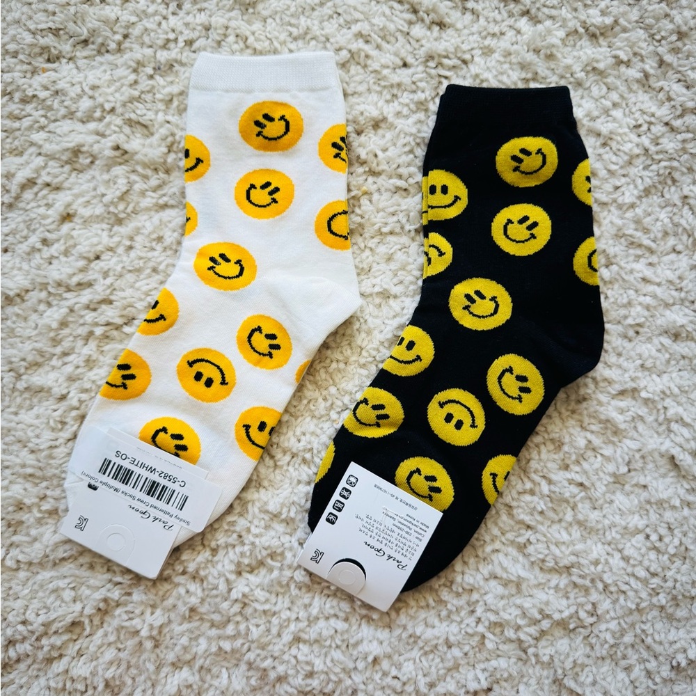 NWT Smiley Face Socks Set - White and Black - Set of 2